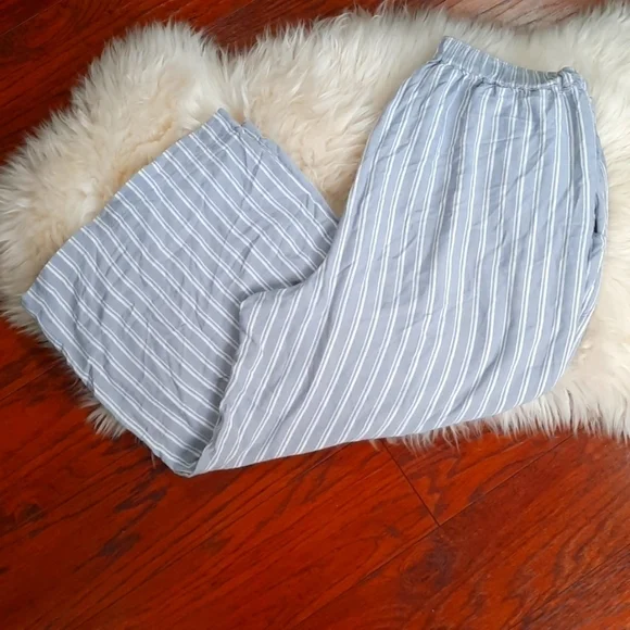 American Eagle Outfitters Striped Coulottes - Picture 2 of 5